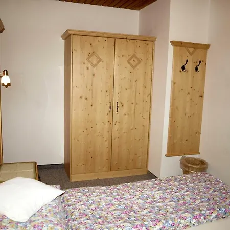 בית חווה Ahrnerhof *