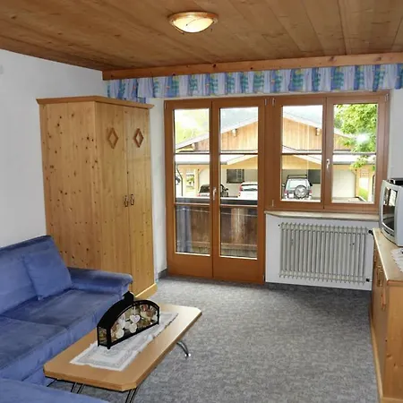Farm stay Ahrnerhof Leutasch