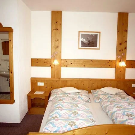 Ahrnerhof *