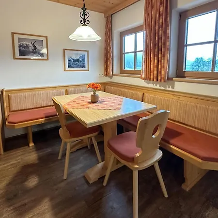 Ahrnerhof Lantgård *